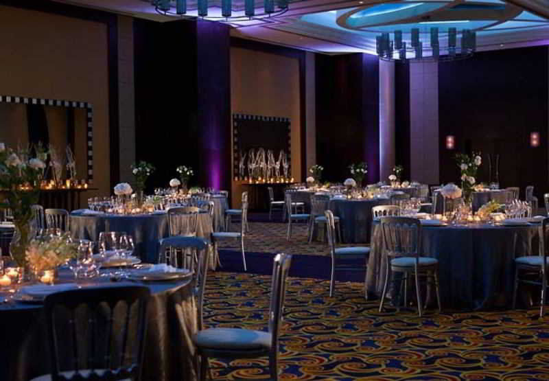 Courtyard By Marriott Doha City Center Екстериор снимка