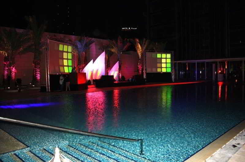 Courtyard By Marriott Doha City Center Екстериор снимка